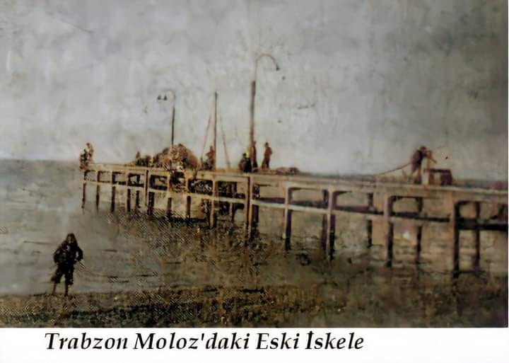 Islak, nemli sokaklarını gördüm düşümde!