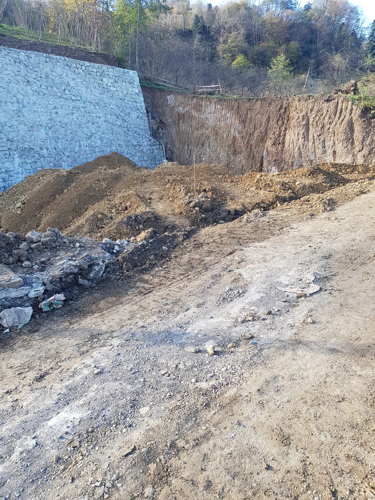 Trabzon’da Uğurlu yolu çileye dönüştü!