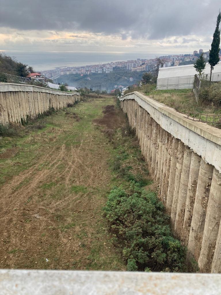 Trabzon’da Uğurlu yolu çileye dönüştü!