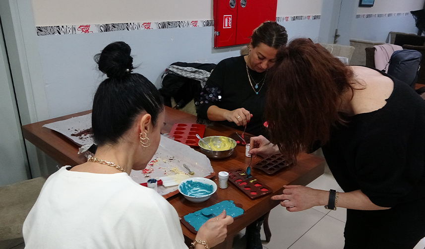 Trabzon'da-butik-çikolata-kursuna-büyük-ilgi-