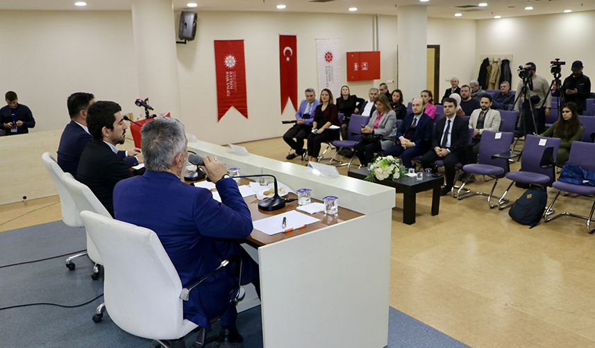 Trabzon'da-Dezenformasyonla-Mücadele-paneli