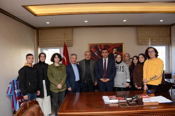 61’den 60’a kitaplarla yollarda