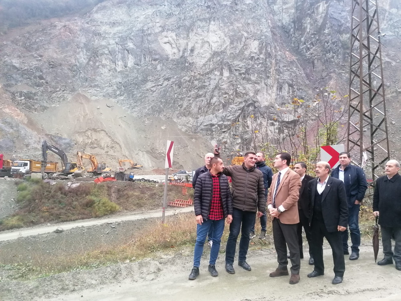 WhatsApp Image 2022-12-02 at 11.54.39 (1)