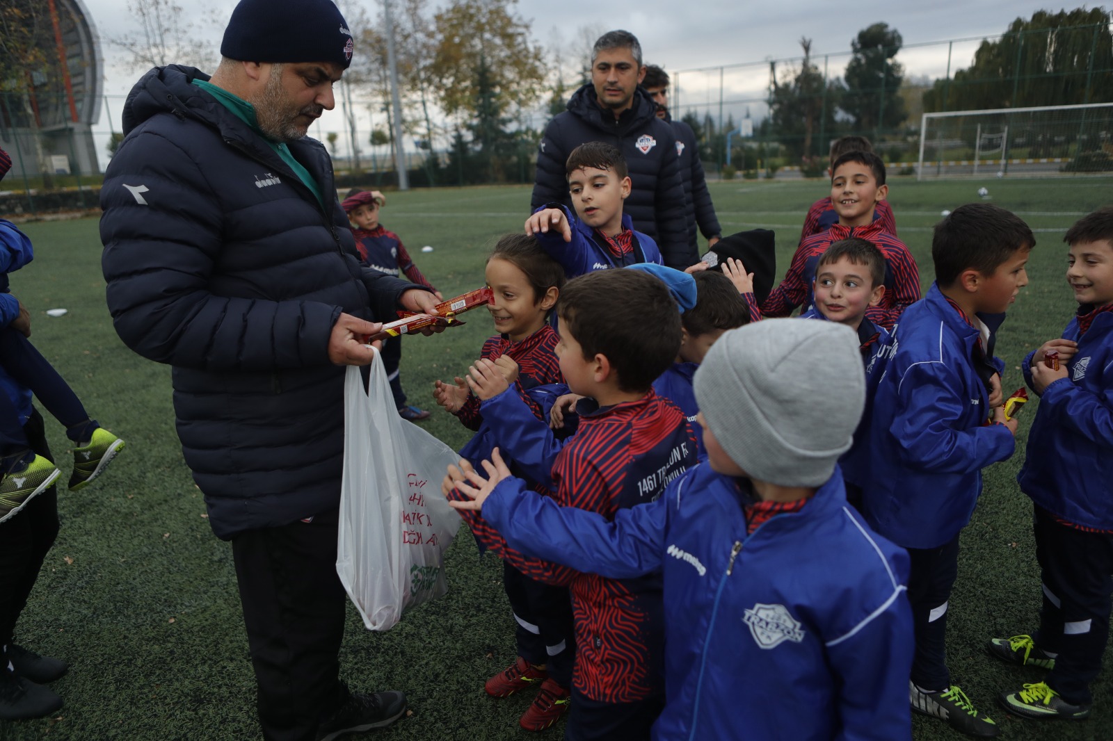 1461 Trabzon FK'nın Beşikdüzü futbol okuluna büyük ilgi