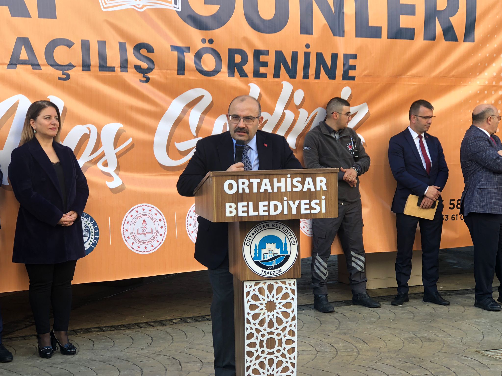 Trabzon’da Kitap Günleri coşku ile başladı