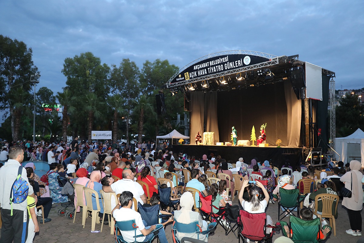 Kültür, sanat ve turizmin ilçesi Akçaabat