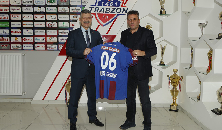 1461 Trabzon FK Başkanı Celil Hekimoğlu'na doğum günü sürprizi