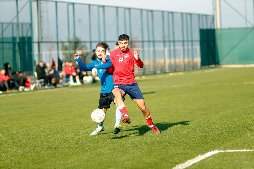 1461 Trabzon Pazarspor’u rahat geçti