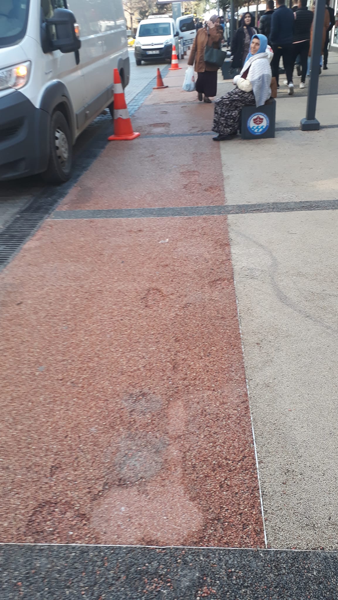 Trabzon’da tartışılan o cadde için bir eleştiri daha “O malzemeyi sökün bizim dediğimizi yapın”