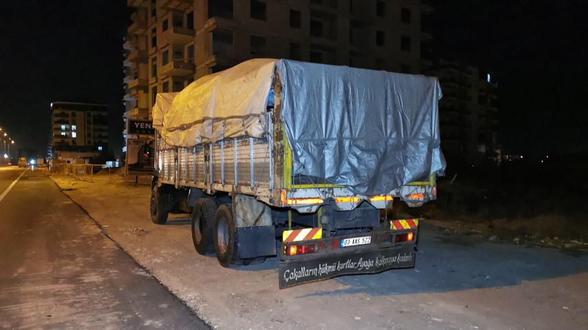 Aksaray'da kalp krizi geçiren eniştesini hastaneye götürürken kaza yaptı 3 yaralı
