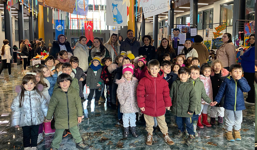 Avrasya-Üniversitesi'nde-yıldızlar-geçidi-sergisi!