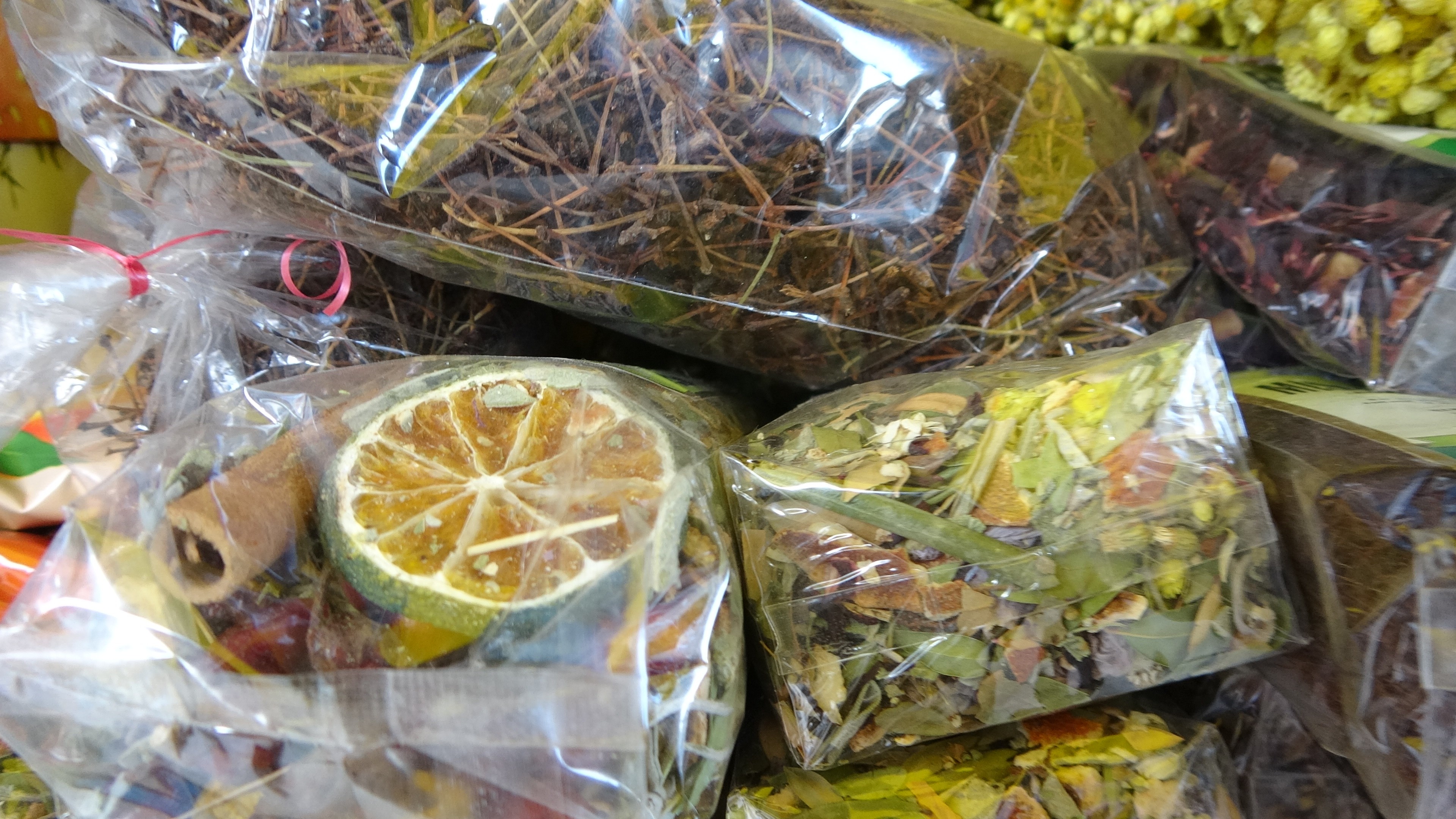 Grip salgınına çare arayanlar aktarlara koşuyor