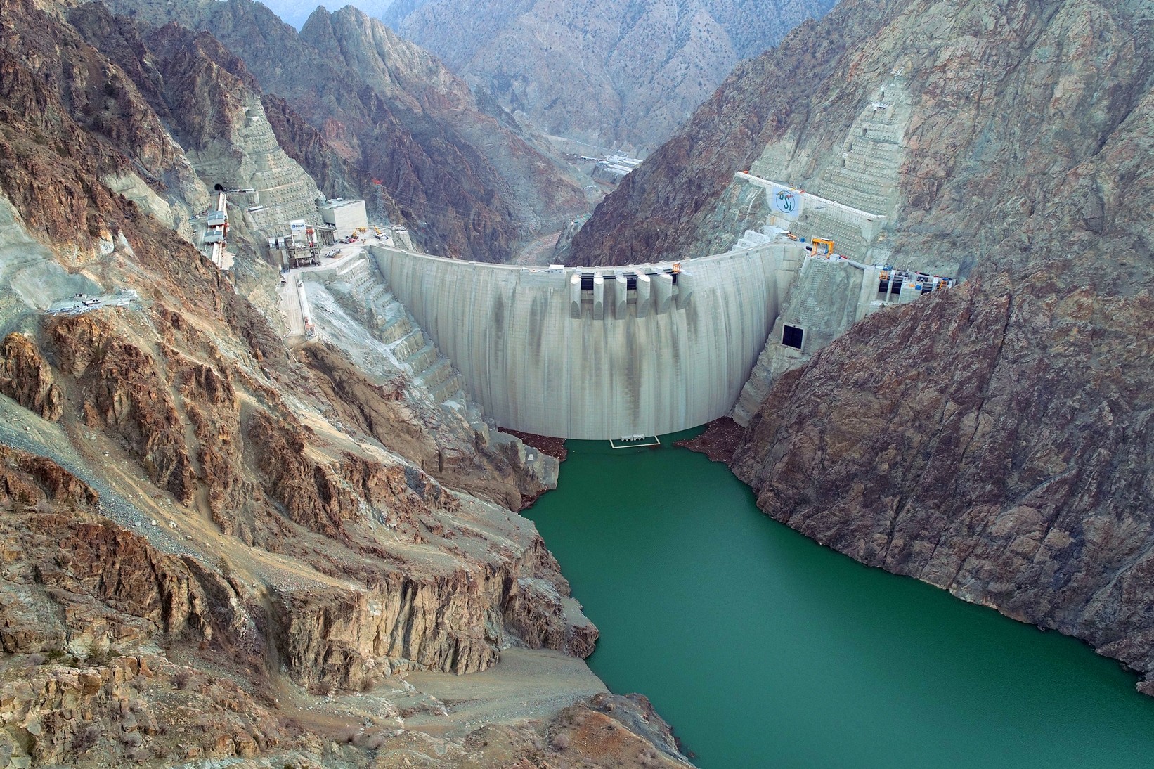 Yusufeli Barajı'nda su seviyesi 62 metre oldu