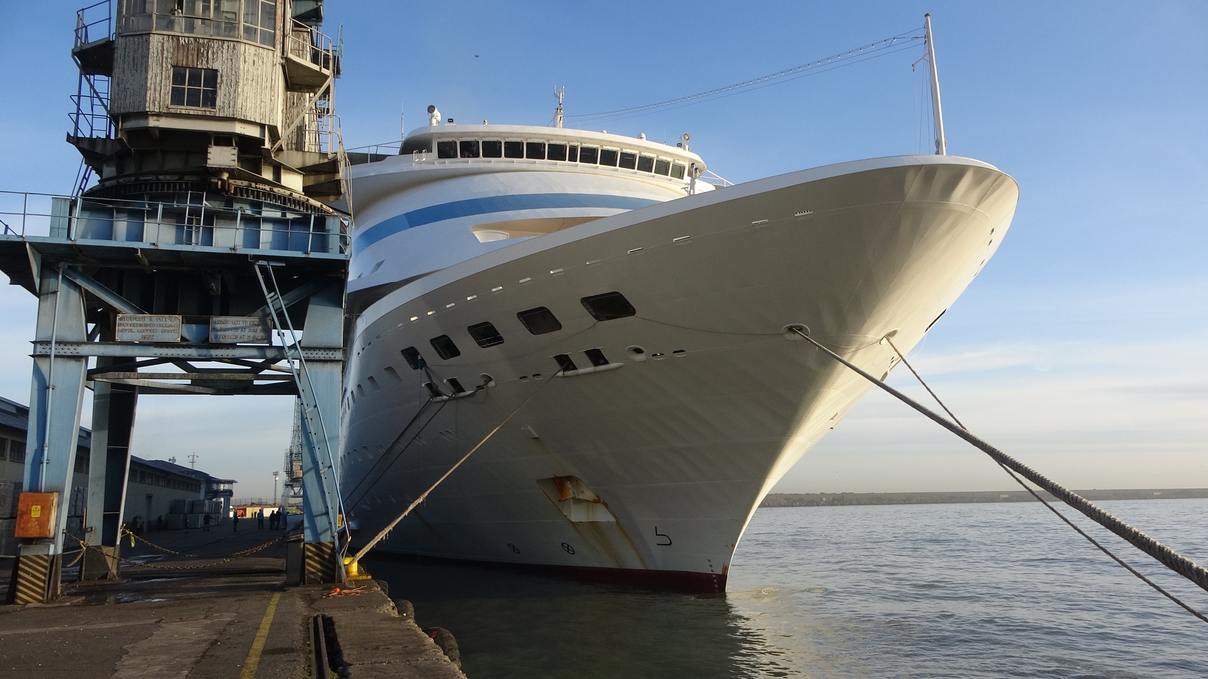  Trabzon Limanı tarihinde ilk kez Kurvaziyer gemiyi ağırlıyor
