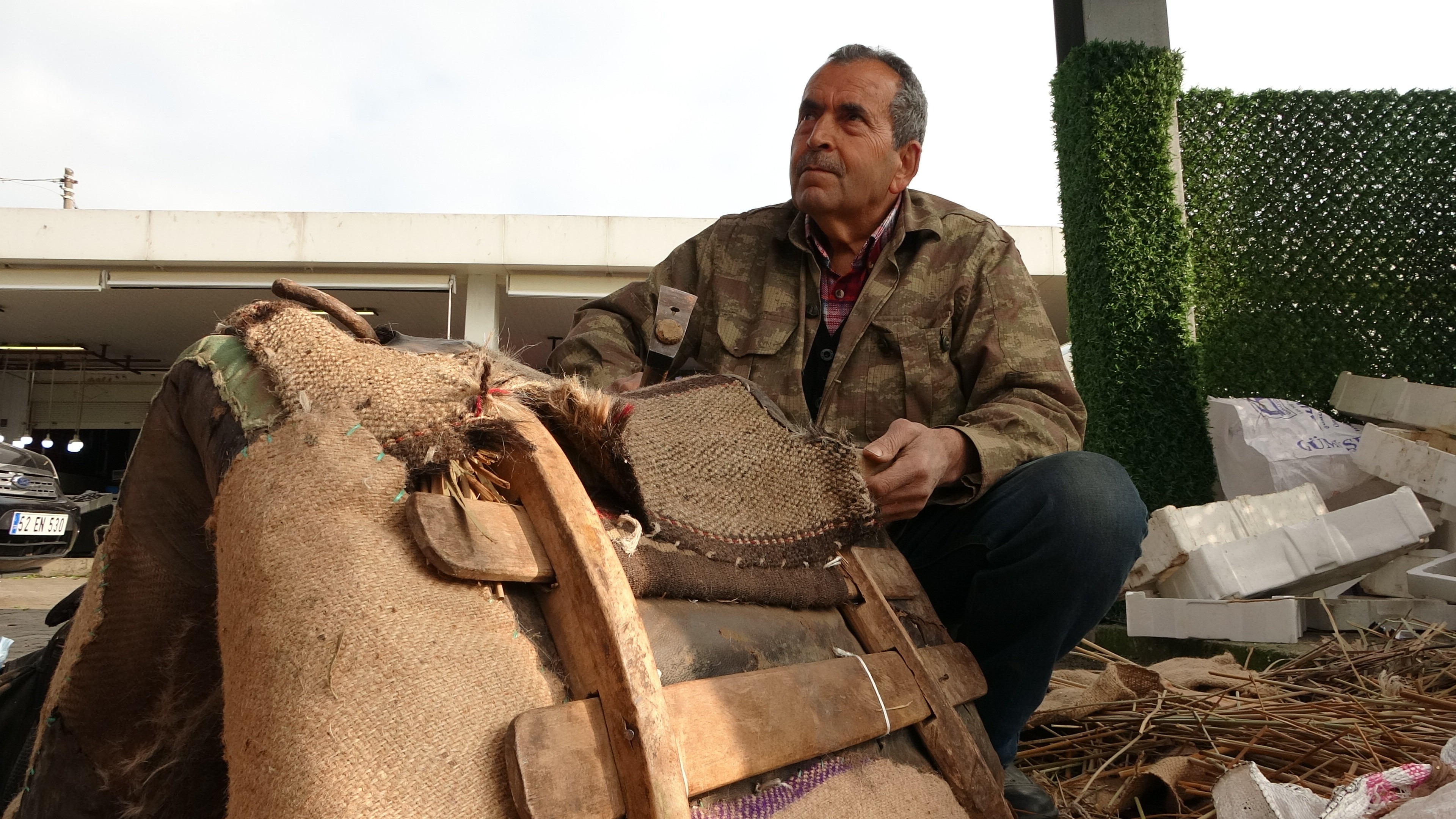 Mesleğin son ustalarından! 60 yıldır bu işi yapıyor