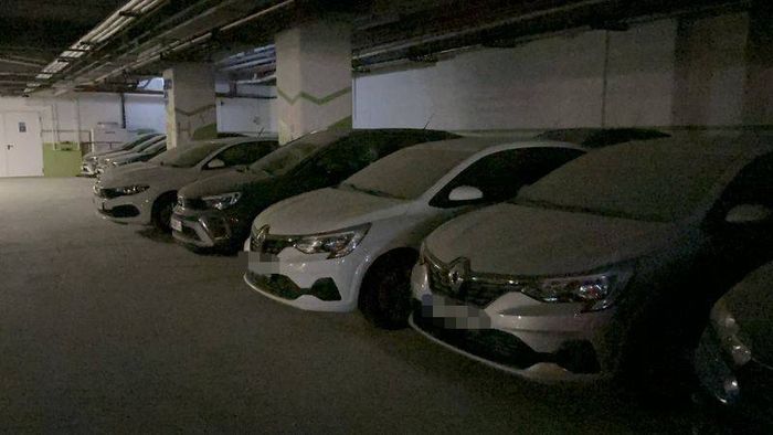 Caminin otoparkında ortaya çıktılar! Stokçular iddiası