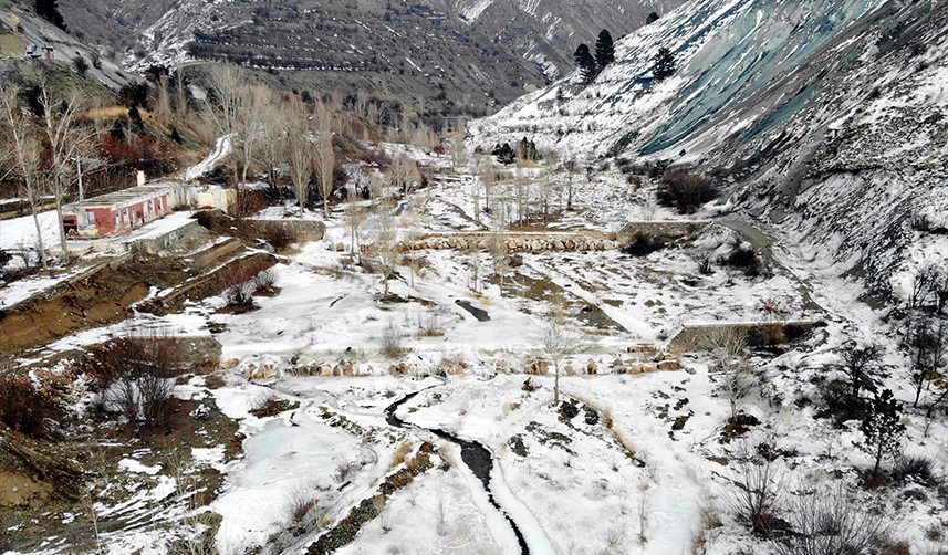 Doğu-Anadolu'yu-buz-tuıttu