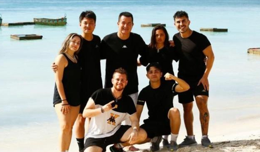 Acun Ilıcalı, Survivor 2023 takımlarından ilk kareleri paylaştı