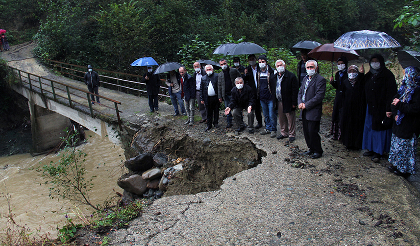 Giresun'da o köyün köprü çilesi bitiyor