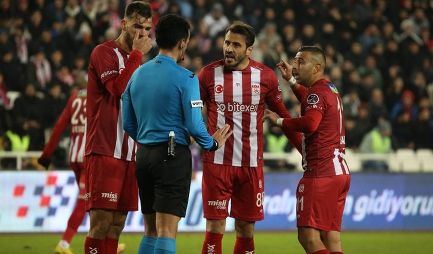 VAR konuşmaları yayınlanacak mı? TFF Başkanı Büyükekşi'den açıklama