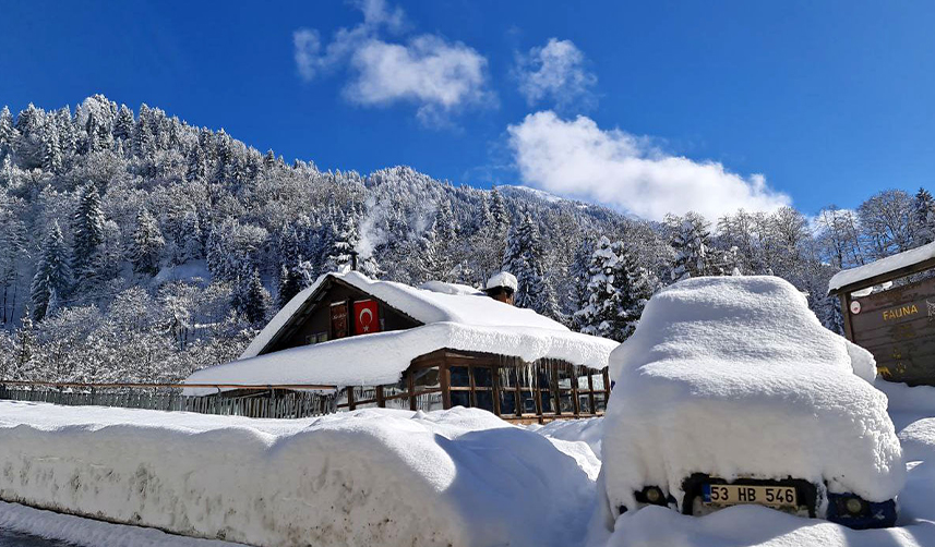 Kaçkar-Dağları-beyaza-büründü
