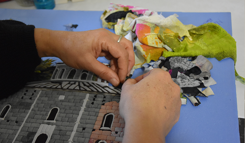 Kumaş-tablo-sanatında-Trabzon'da-usta-öğretici-oldu