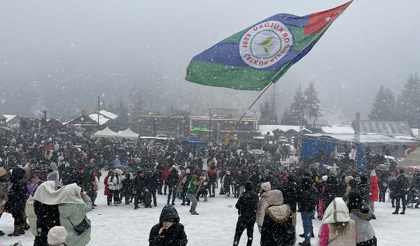 Rize'de-kar-festivali-sona-erdi-
