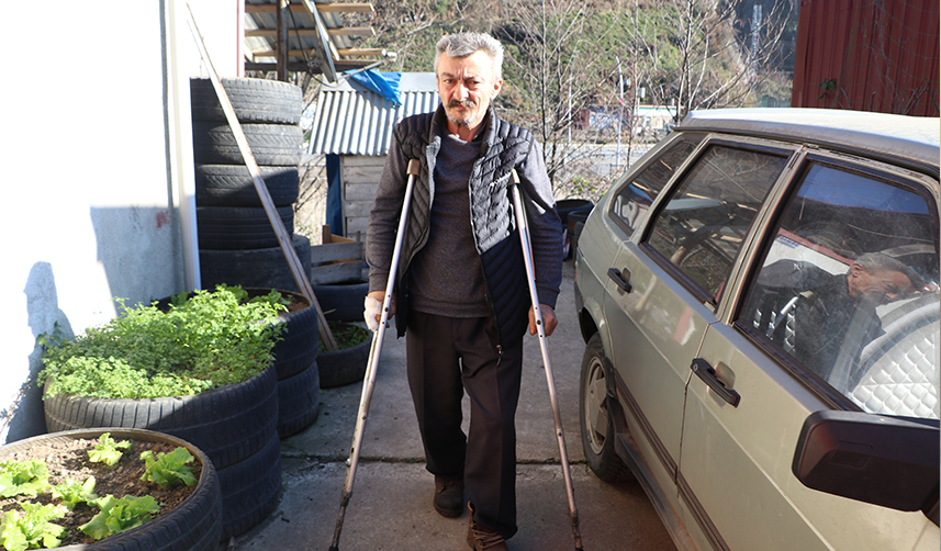 Rize'de-protez-bacağı-ile-hayata-tutundu