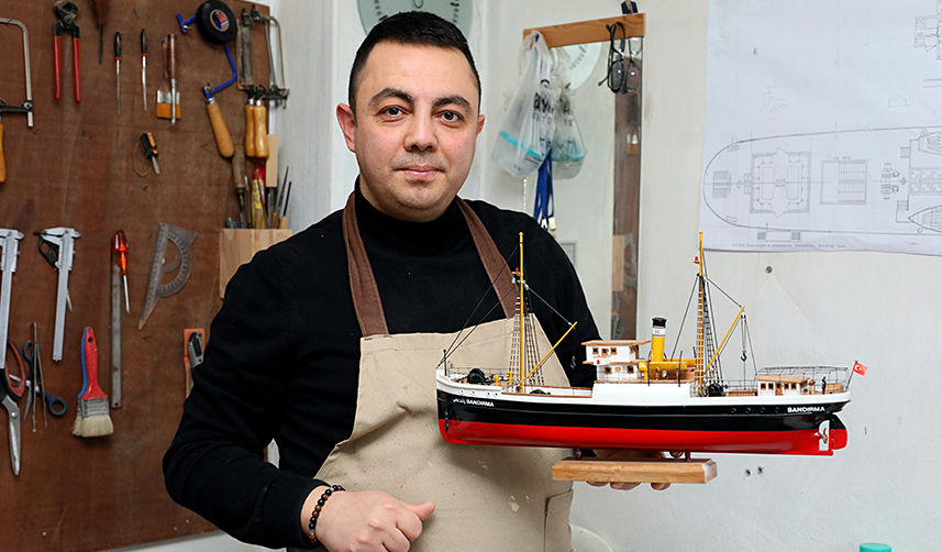 Samsun'da Bandırma Vapuru'nun 40 kat küçük hali yapılıyor