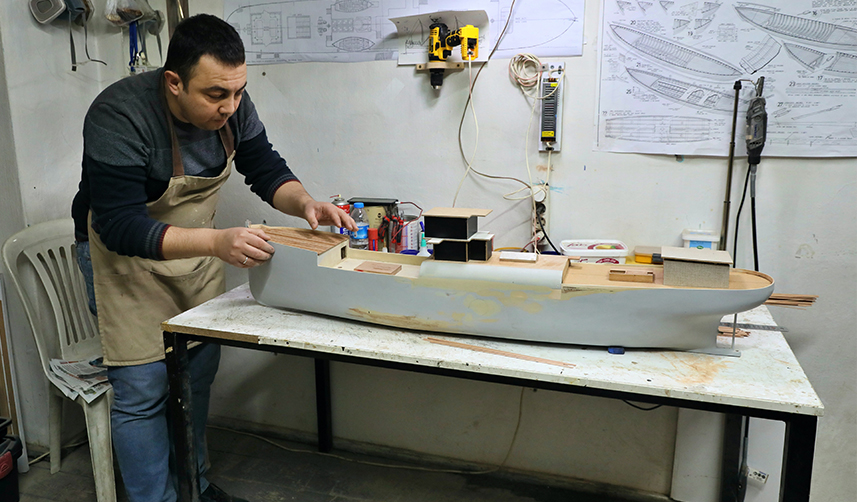 Samsun'da Bandırma Vapuru'nun 40 kat küçük hali yapılıyor