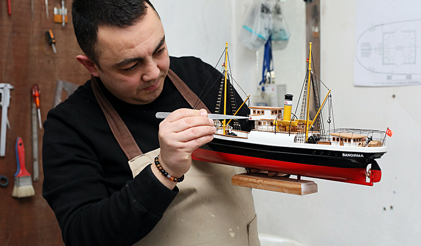 Samsun'da Bandırma Vapuru'nun 40 kat küçük hali yapılıyor