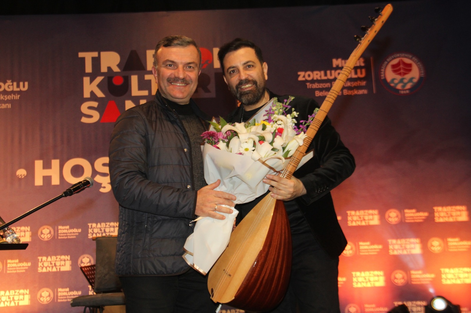 Trabzon'da İsmail Altunsaray'dan muhteşem konser!