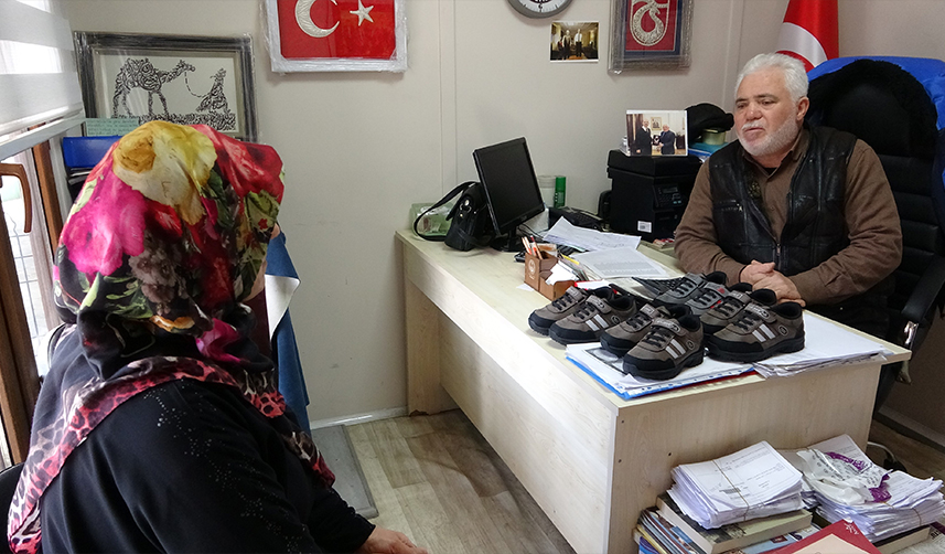 Trabzon'da muhtarlık binasını markete çevirdi! Para kabul etmiyor