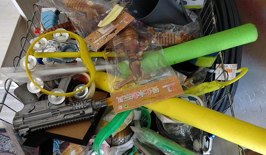 Trabzon'da muhtarlık binasını markete çevirdi! Para kabul etmiyor