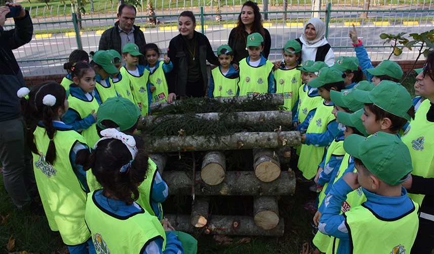 Trabzon'da öğrenciler ormanı böyle öğreniyor