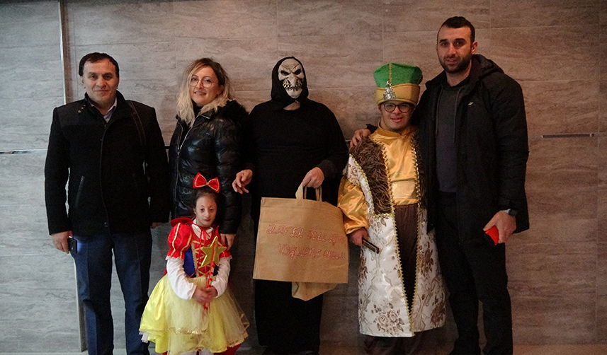 Trabzon'da özel gereksinimli öğrenciler 'Kalandar'ın neşesi oldu