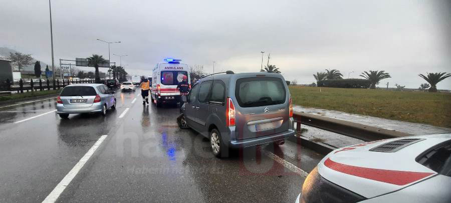 Trabzon’da yağışlı hava kaza getirdi! 3 yaralı