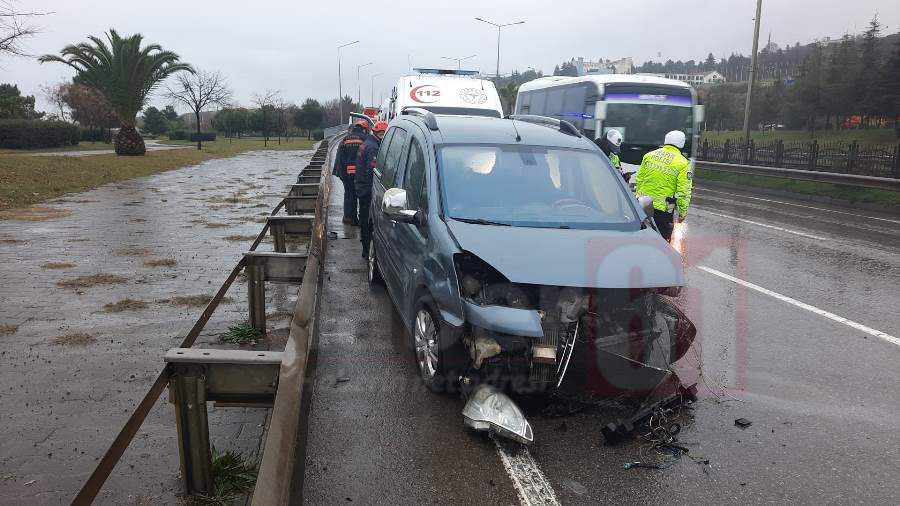 Trabzon’da yağışlı hava kaza getirdi! 3 yaralı