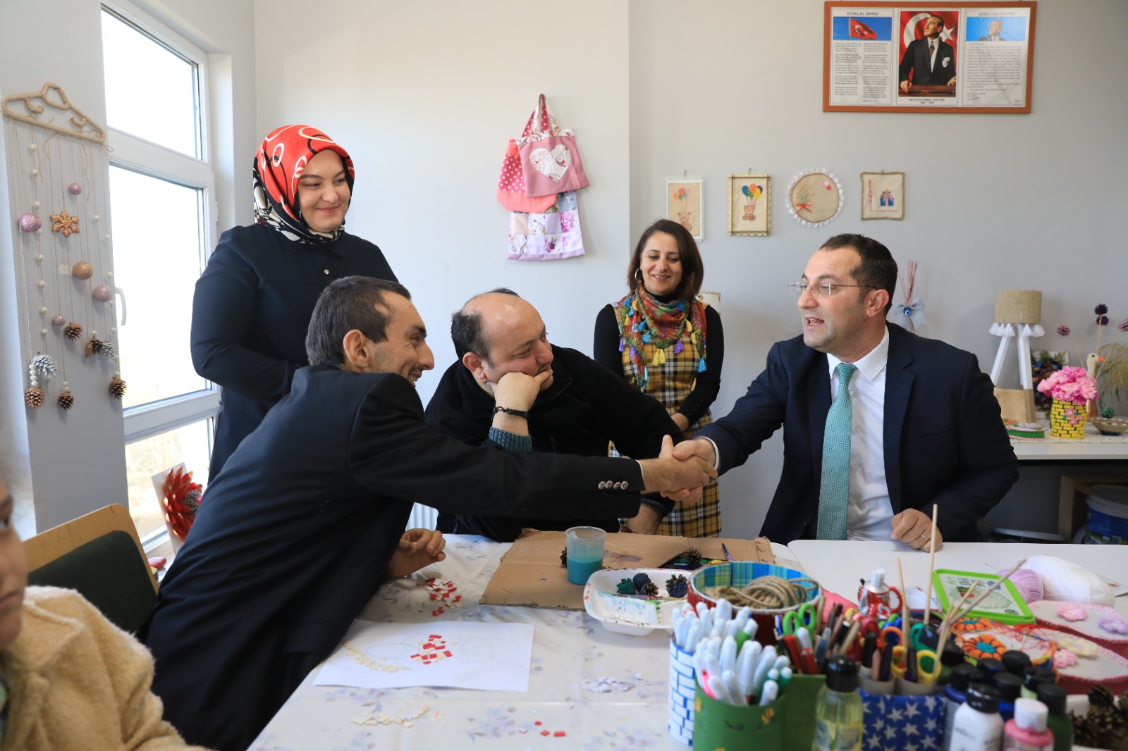 Akçaabat Belediye Başkanı Ekim'den özel bireylere özel ilgi