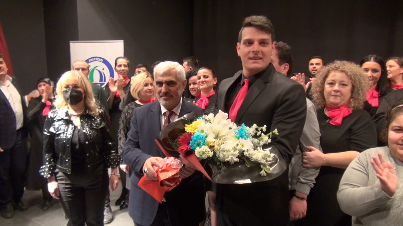 “Şarkılar Bizi Söyler Biz De Şarkı Söyleriz” etkinliğinde sanatseverler bir araya geldi