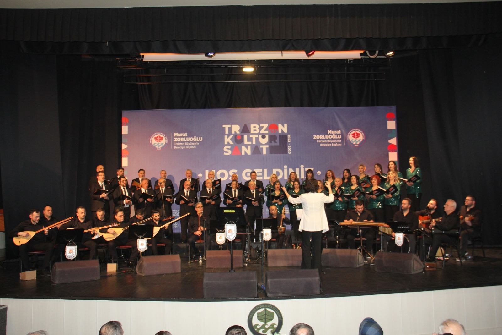 Trabzon türkülerle mest etti 