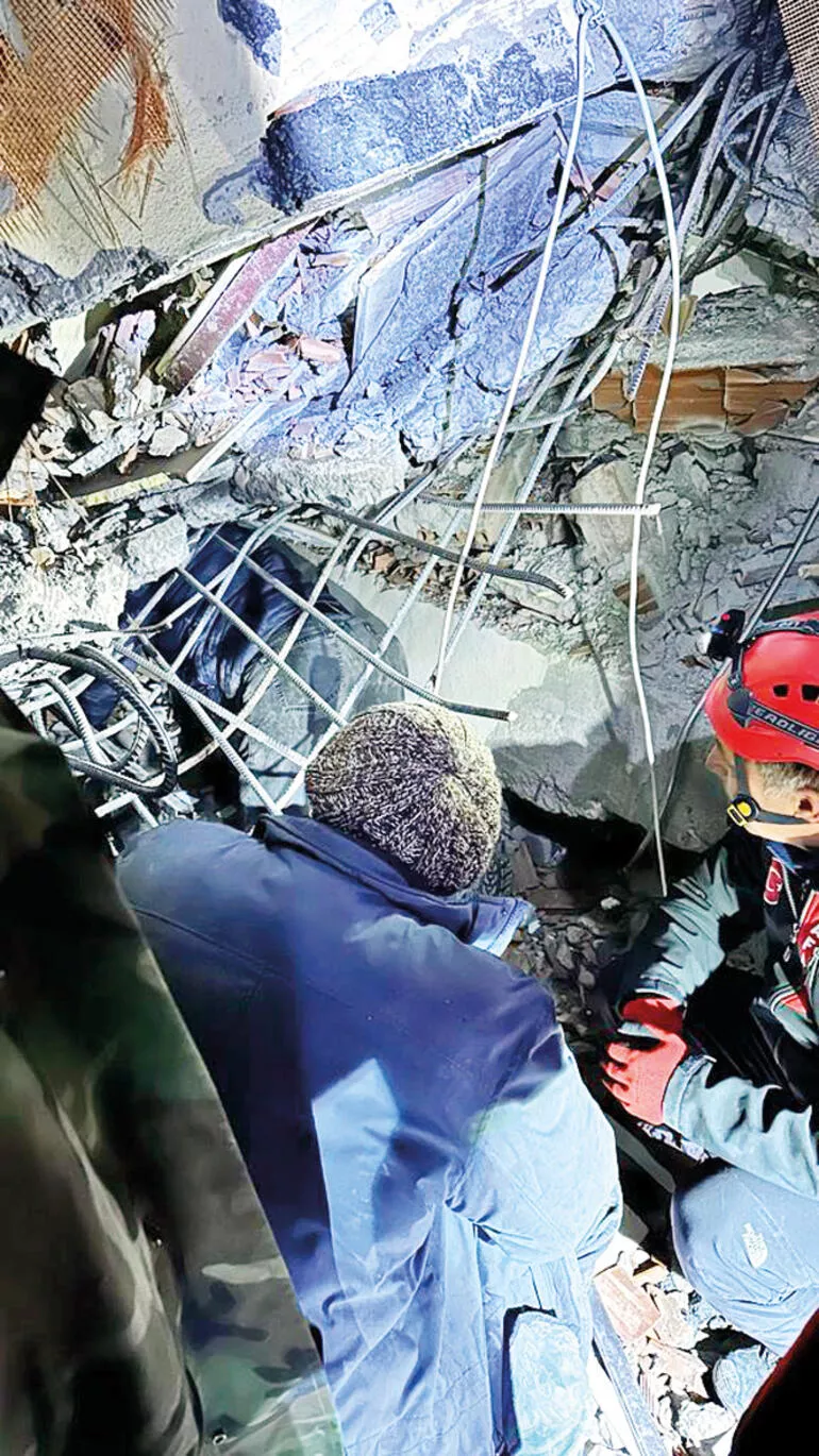 63e82a3a4e3fe02204311fa1