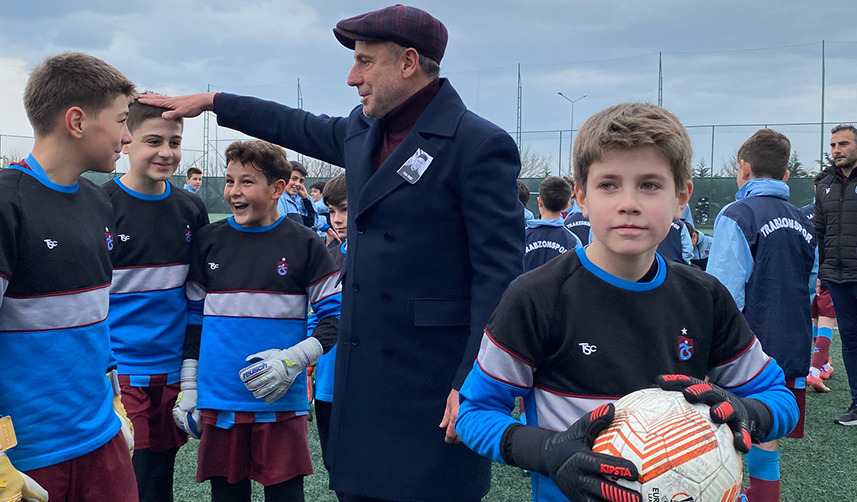 Abdullah Avcı’dan Kadir Özcan Tesisleri’ne ziyaret