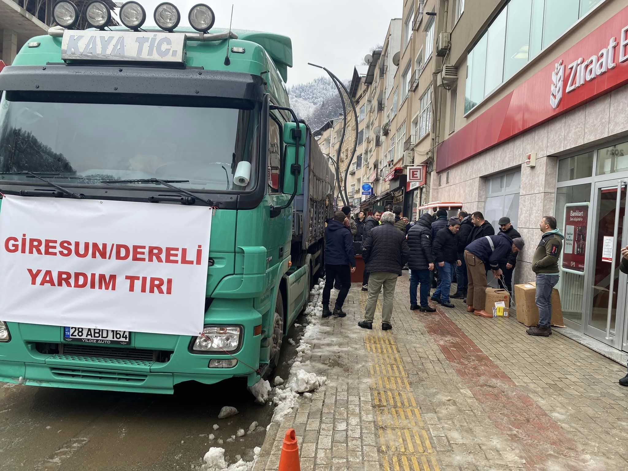 2 yıl önce sel felaketi yaşayan Dereli ilçesinden depremzedelere yardım!