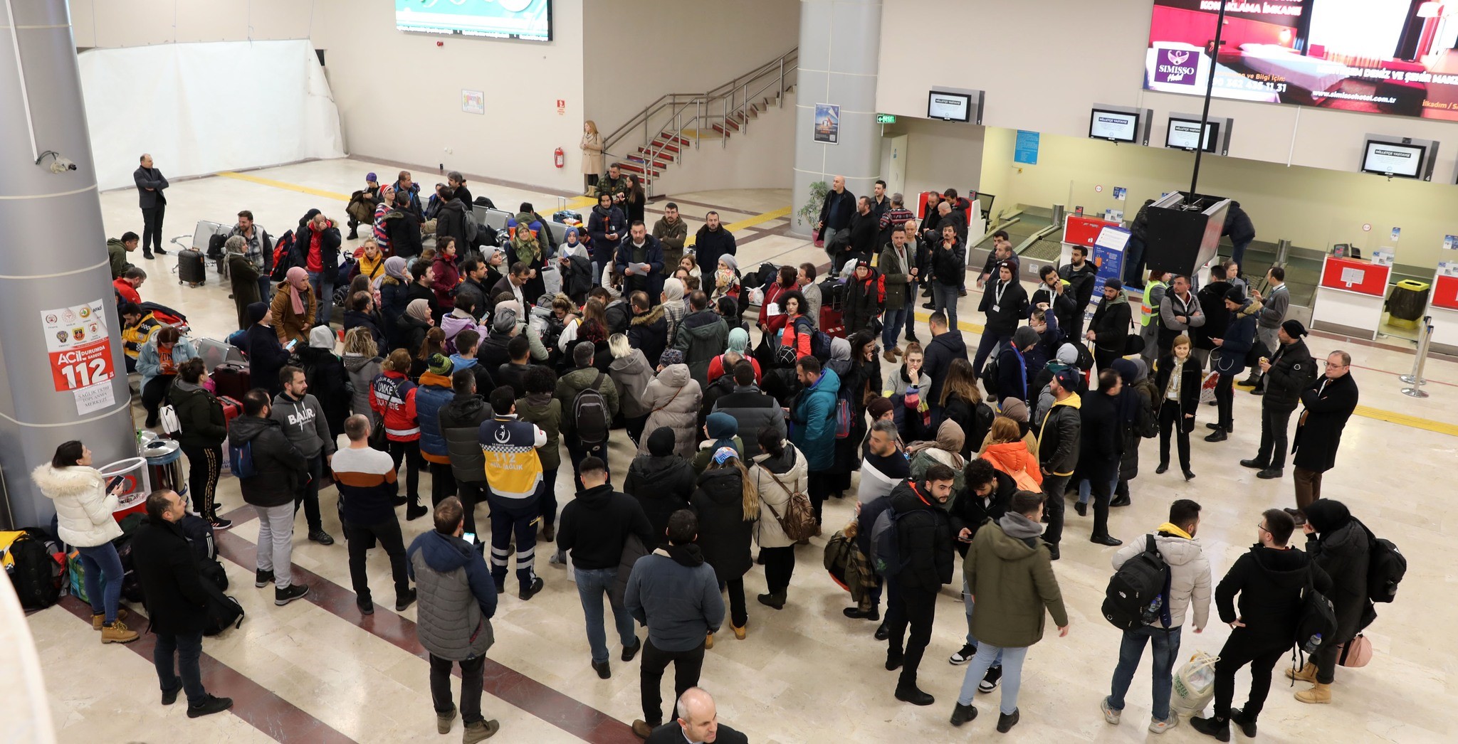 Samsun’dan 189 sağlık çalışanı deprem bölgesine gönüllü olarak gitti