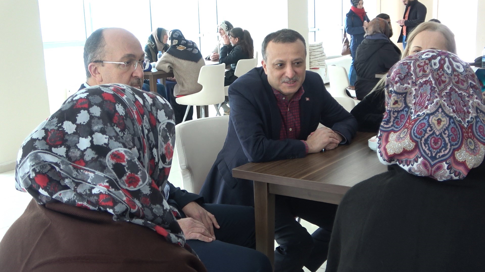 49 depremzede Gümüşhane Üniversitesi Sosyal Tesisleri'ne yerleştirildi