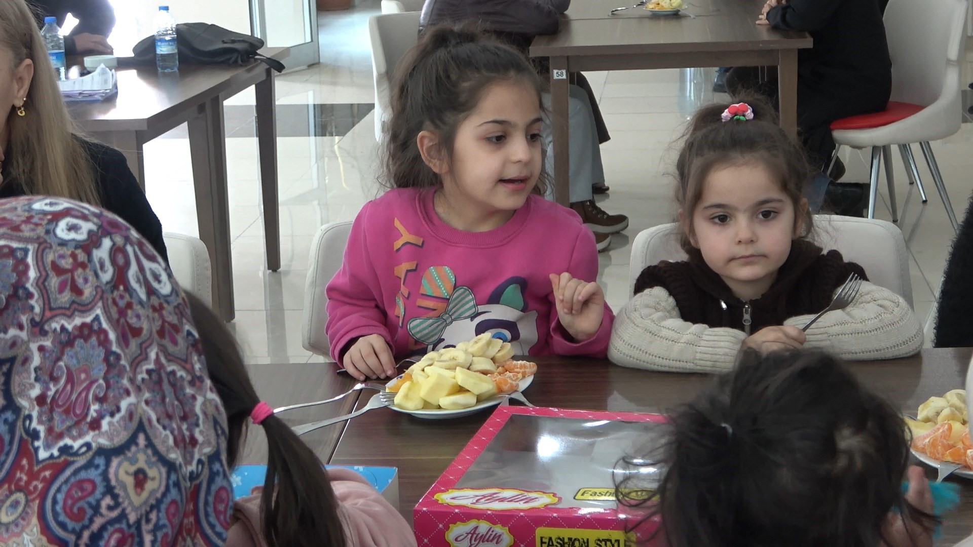 49 depremzede Gümüşhane Üniversitesi Sosyal Tesisleri'ne yerleştirildi