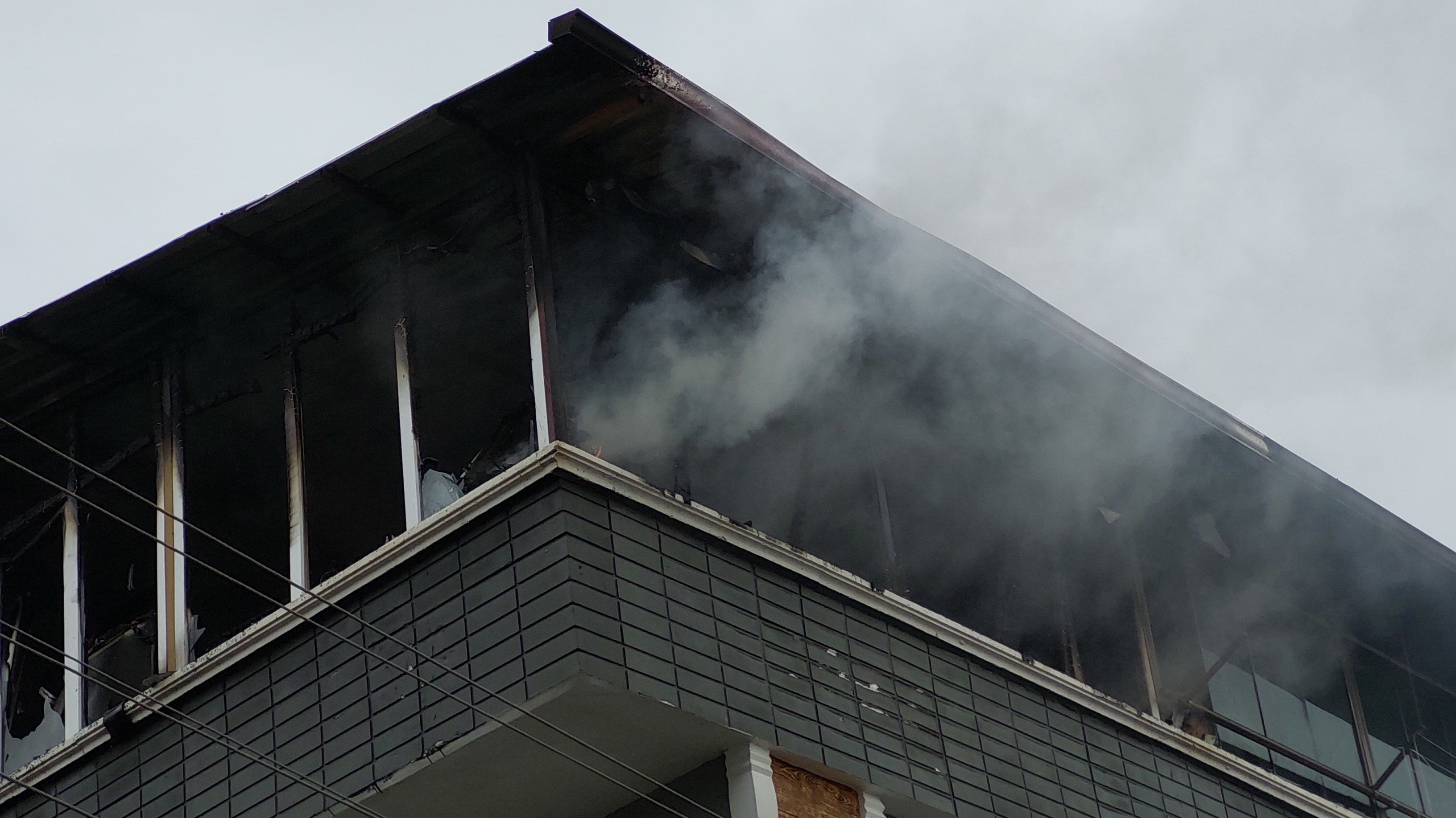 Samsun'da çatı katı alev alev yandı! 