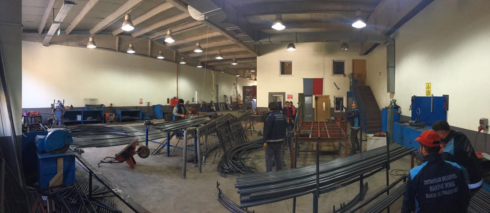 Trabzon Ortahisar Belediyesi depremzedeler için kışlık çadır üretiyor! 