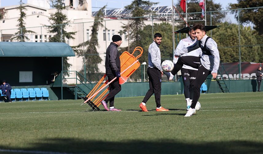 Trabzonspor’da Galatasaray maçı hazırlıkları sürüyor